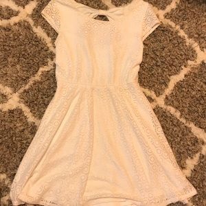 White lace dress